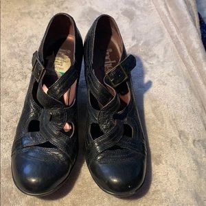 Indigo by Clarks black heels size 8m